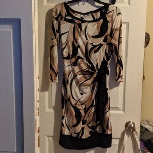 Side tie 3/4 sleeve dress